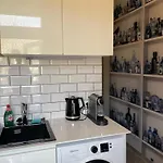Altbaucharme Deluxe Mit Balkon Апартаменты *