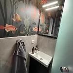 Altbaucharme Deluxe Mit Balkon Апартаменты *