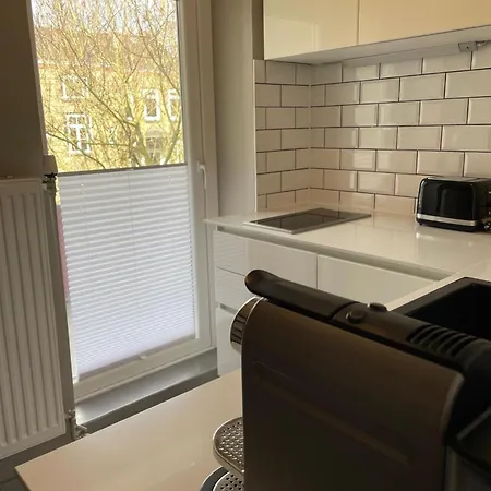 Altbaucharme Deluxe Mit Balkon Appartamento
